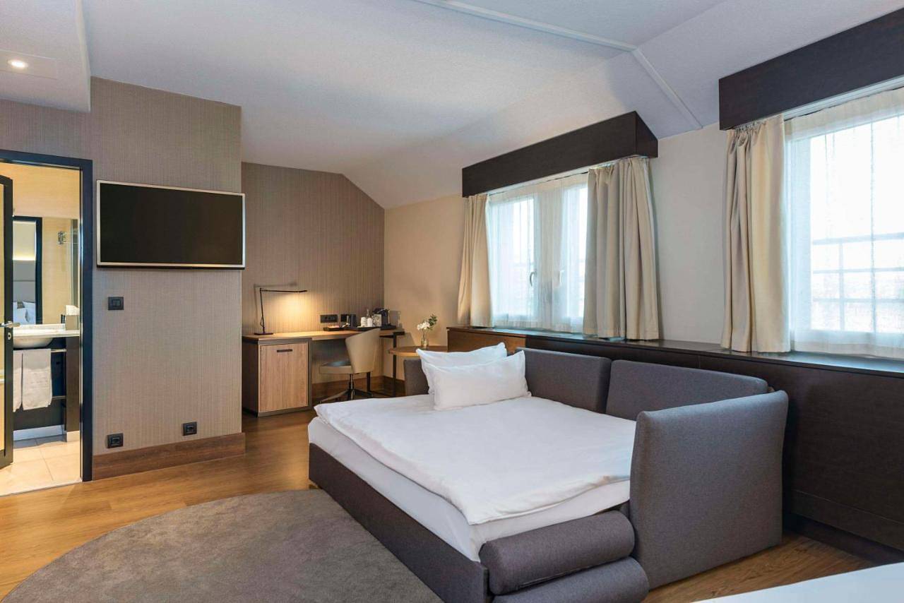 Nh Geneva Airport Hotel in Meyrin 2 Village, Meyrin