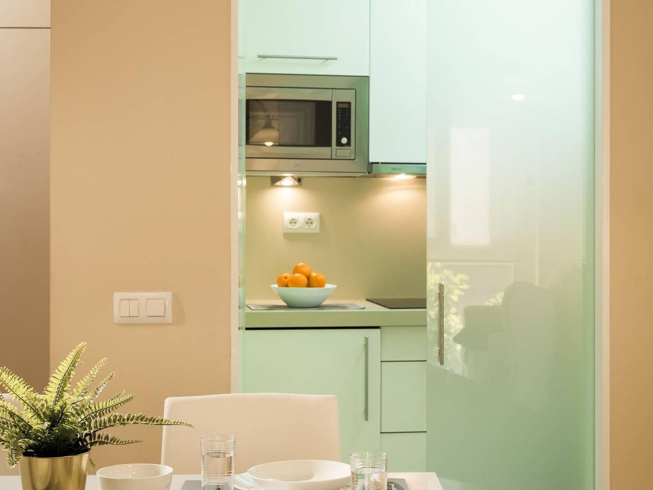 Entire vacation apartment, Misterhost San Bernardo Jardines de Murillo in Nervión, Sevilla