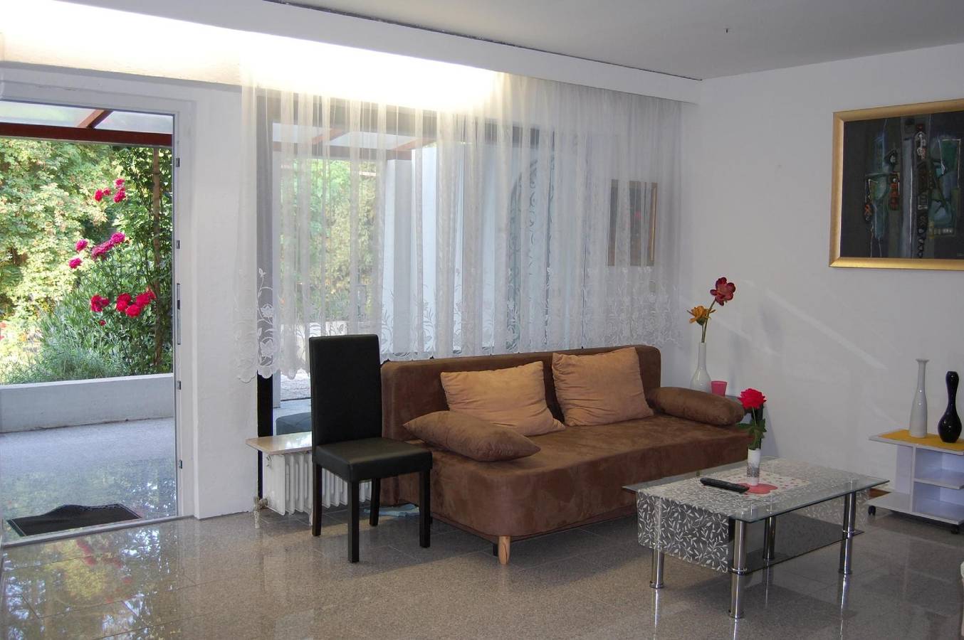 Entire holiday apartment, Ferienwohnung mit moderner Einrichtung, Duschbad und eigener Veranda in Bad Nauheim, Wetterau