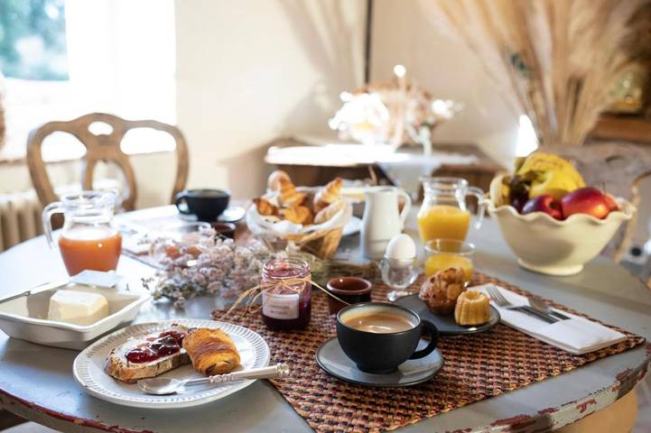 Gîte pour 2 personnes, avec vue ainsi que piscine et jardin à Flassans-sur-Issole - 3