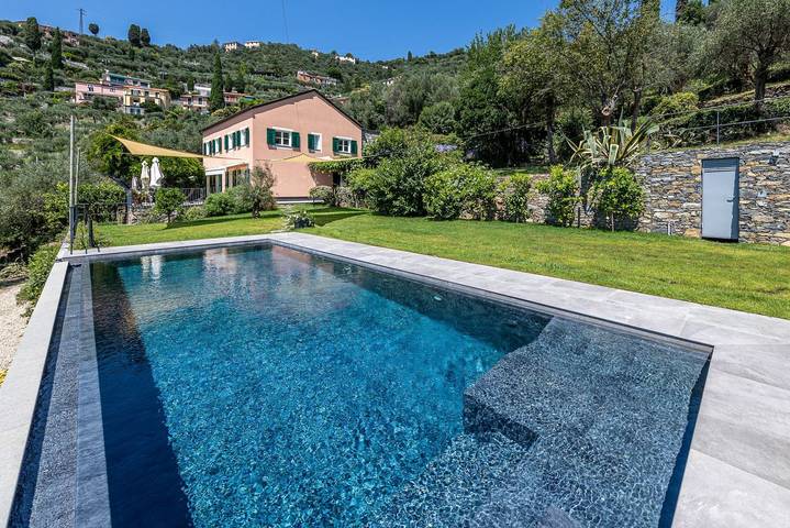 Gîte pour 2 personnes, avec jardin et piscine à Zoagli - 2