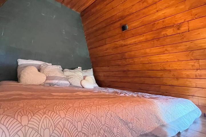 Gîte pour 4 personnes, avec terrasse et jacuzzi dans Villampuy - 3