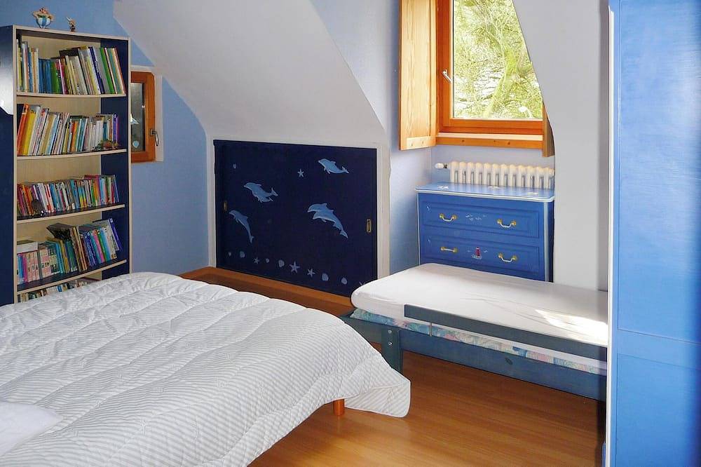 Homerez - House in Plougrescant. in Plougrescant, Pink Granite Coast