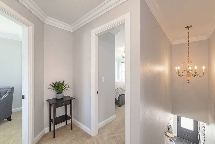 Vacation rental for 6 people, with terrace and yard, with pets in Pacific Grove