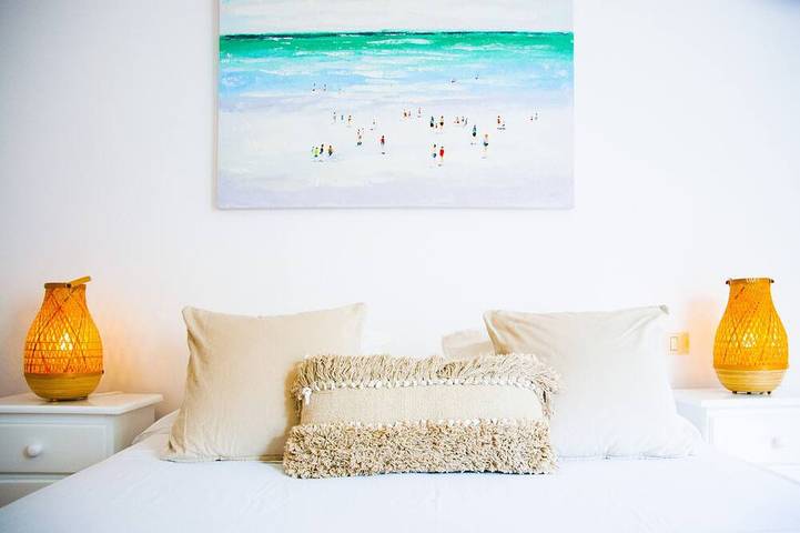 Entire apartment, Asana Surf House in Famara Beach, Teguise