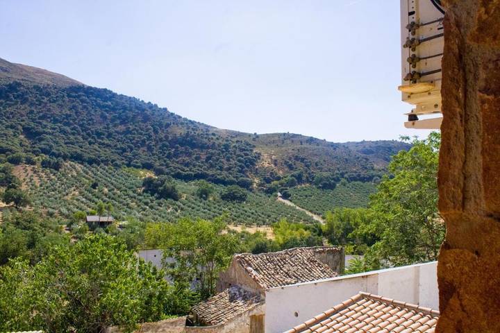 Casa de huéspuedes para 2 personas, con Terraza además de Jardín y Vistas en Alcalá la Real