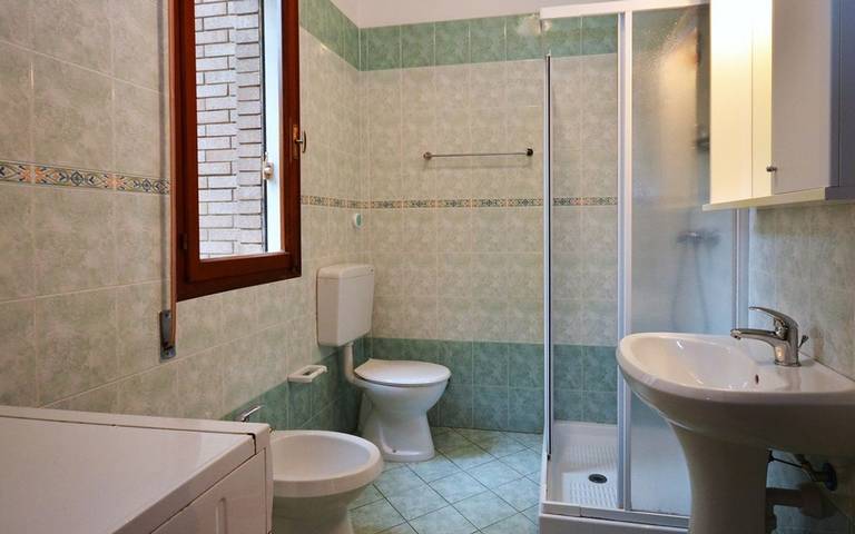 Apartamento entero, Cómoda casa familiar enclavada en la vegetación. in Lignano Pineta, Lignano Sabbiadoro