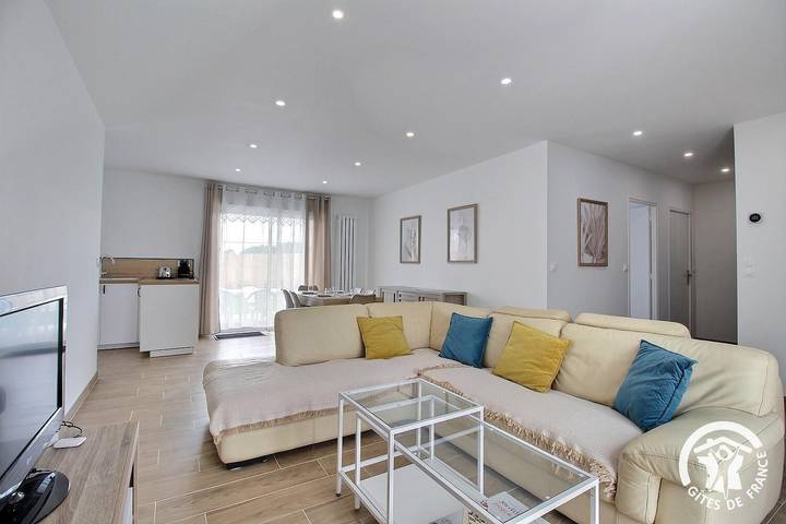Gîte pour 4 personnes, avec Terrasse ainsi que Jardin et Vue