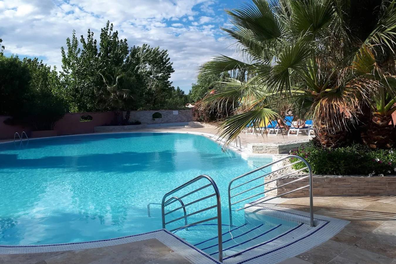 Bungalow für 6 Personen mit Terrasse in La Tamarissière, Agde