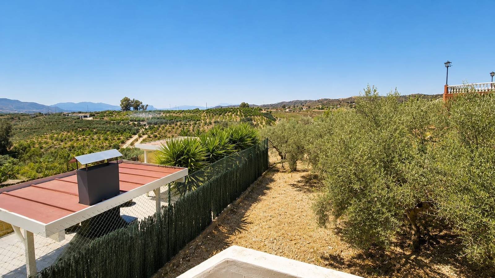 Maison de campagne « Burraca Oasis à Cártama » avec vue montagne, piscine privée et terrasse in Cártama, Cordillera Penibética