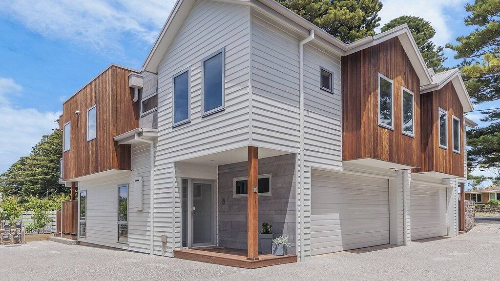 Absolut - Hafenfee, Vic in Port Fairy, Shire of Moyne