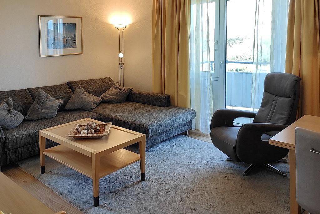 Apartamento entero, Strandnahe 3-Zimmer Ferienwohnung an der Nordsee mit Balkon und Meerblick in Schillig Strand, Wangerland