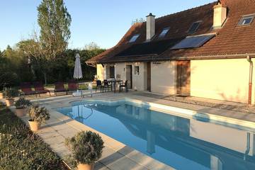 Gîte pour 8 personnes, avec jardin à Saint-Germain-du-Bois