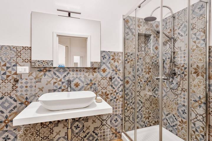 Appartement entier, Appartement de vacances pour 4 personnes avec balcon/terrasse in Igrèsias/Iglesias, Iglesias