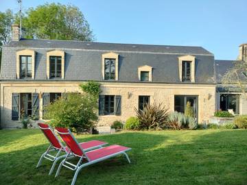 Gîte pour 8 personnes, avec jardin et terrasse à Magny-en-Bessin
