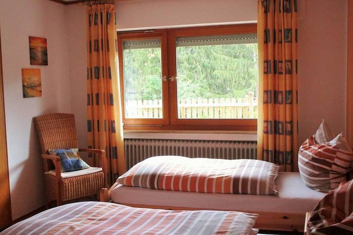 Ferienwohnung für 4 Personen, mit Garten und Terrasse in Bad Münstereifel - 3