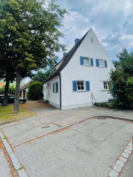 Altstadthaus an der Kleinen Donau in Vohburg an der Donau, Landkreis Pfaffenhofen an der Ilm