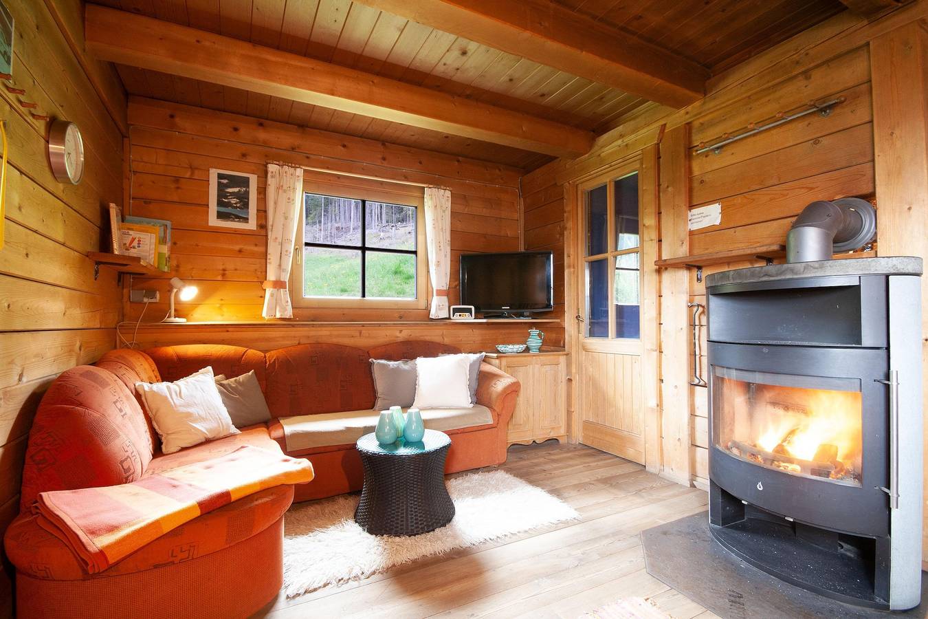 Ganze Ferienwohnung, * 3-Raum-Hütte für bis 8 Personen in Welsberg-Taisten, Dolomiti Superski