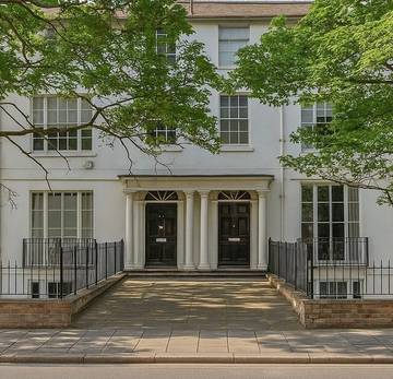 Holiday Letting for 6 People in Bedford, Bedfordshire, Photo 4