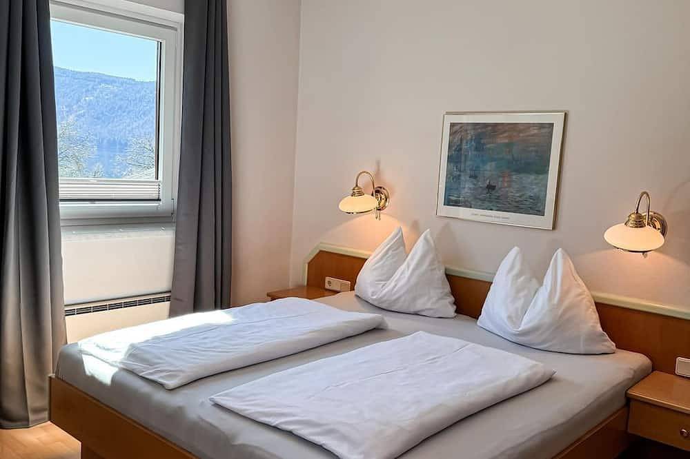 Ganze Wohnung, Ferienwohnungen Seerose am See - Appartement / 2 getrennte Schlafräume (2.Etage) in Millstatt, Bezirk Spittal an der Drau