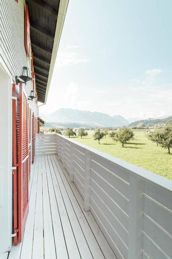 Ferienwohnung für 10 Personen, mit Balkon und Terrasse sowie Ausblick in Sarnen
