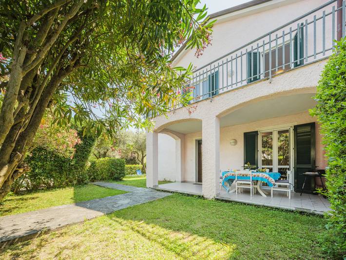Casa de vacaciones para 5 personas, con terraza y jardín - 1