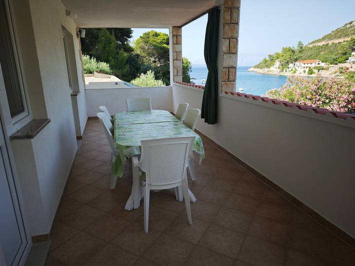 Apartament wakacyjny dla 7 osób, z balkon/ taras w Jelsa