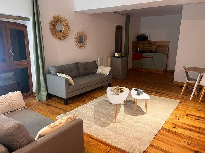 Gîte pour 6 personnes, avec jardin à La Loupe