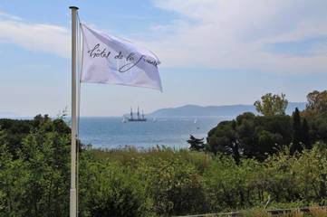 Hôtel pour 2 personnes, avec sauna et jardin dans Plage de La Fossette