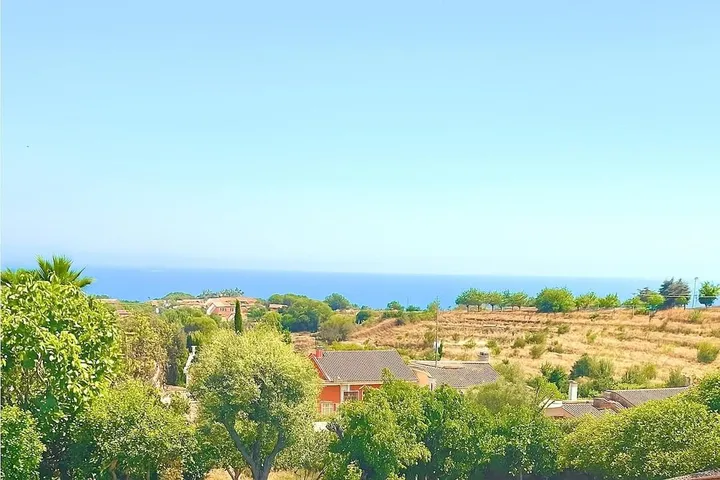 Ferienhaus für 6 Personen, mit Ausblick und Terrasse - 1