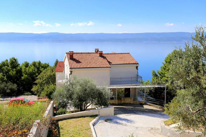 Apartament wakacyjny dla 4 osób, z balkon/ taras w Marusici