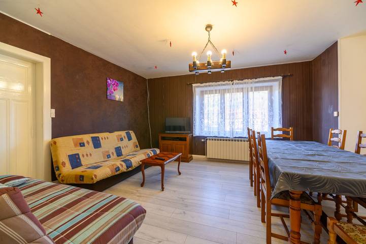 Appartement entier, Charmante Demi-Maison de Vacances dans les Vosges in Saulxures-sur-Moselotte, Parc naturel régional des Ballons des Vosges