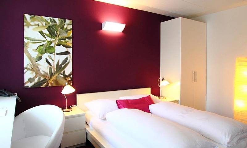 Hotel für 3 Personen, mit Balkon - 1