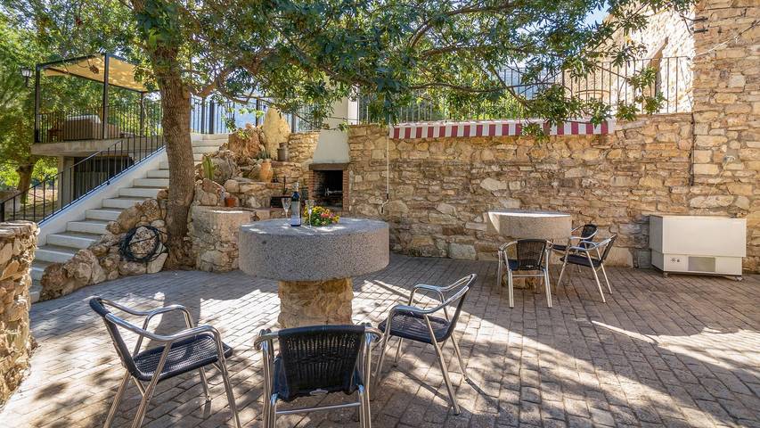 Casa rural para 12 personas, con balcón/terraza y piscina en Villanueva del Trabuco - 4