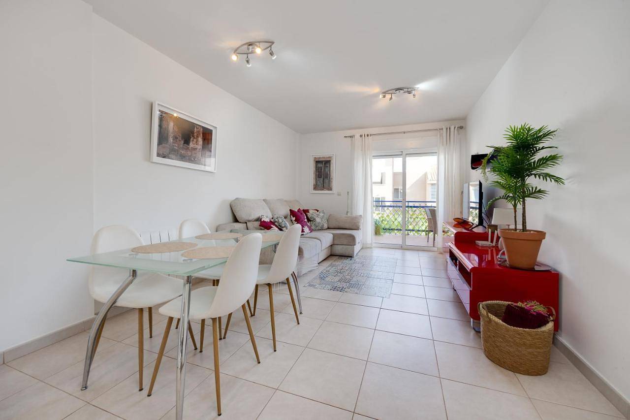 Entire apartment, Two-Bedroom Apartment in Cabo Roig, Costa Blanca