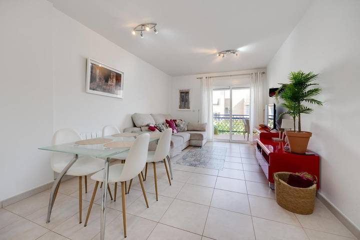 Gîte pour 4 personnes, avec jardin ainsi que piscine et vue à Cabo Roig - 2