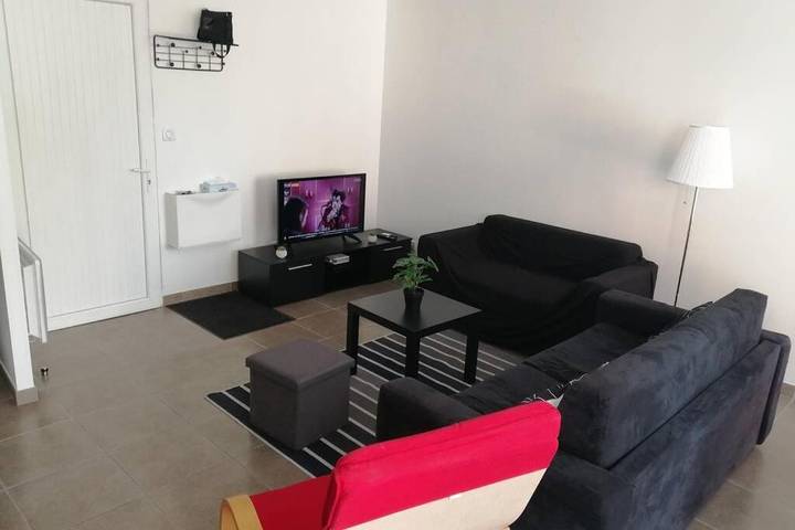 Gîte pour 4 personnes, avec vue et balcon à Lagnieu - 3