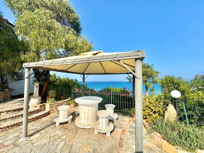 Appartamento per 4 persone, con Balcone e Terrazza nonché Panorama a Tertenia
