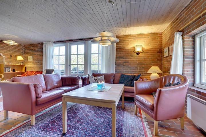 Ferienhaus auf einem gepflegten Naturgrundstück in ruhriger Gegend. in Henne, Varde
