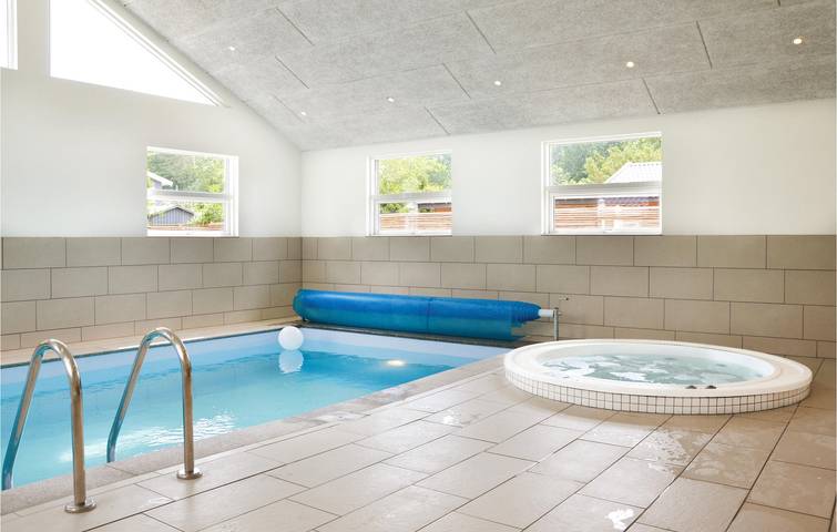 Ferienhaus für 30 Personen, mit Whirlpool und Terrasse sowie Sauna an der Kattegat Küste - 3