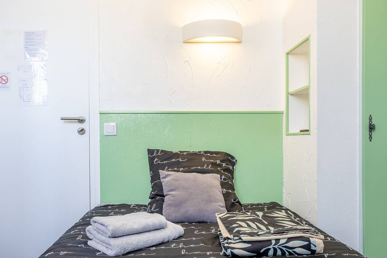 Zimmer 'N°05' mit Wi-Fi in Chantonnay, La Roche-sur-Yon und Umgebung