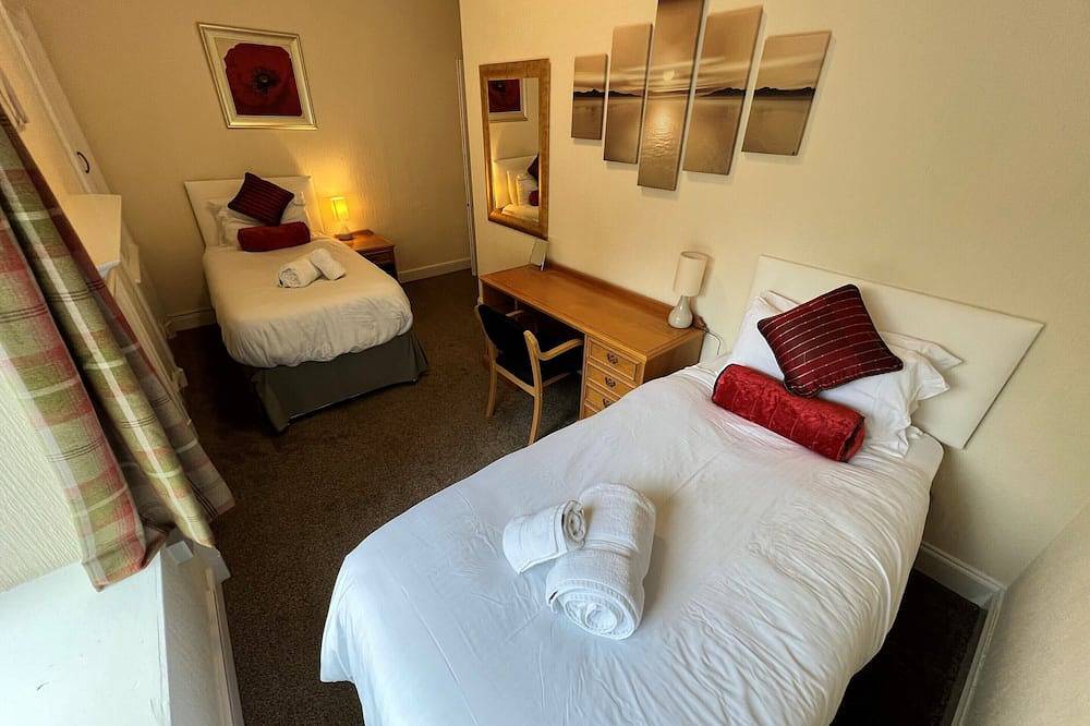 Ganze Wohnung, Double Studio-Economy-Apartment-Gartenblick-Ensuite Dusche in Inverness, Highlands