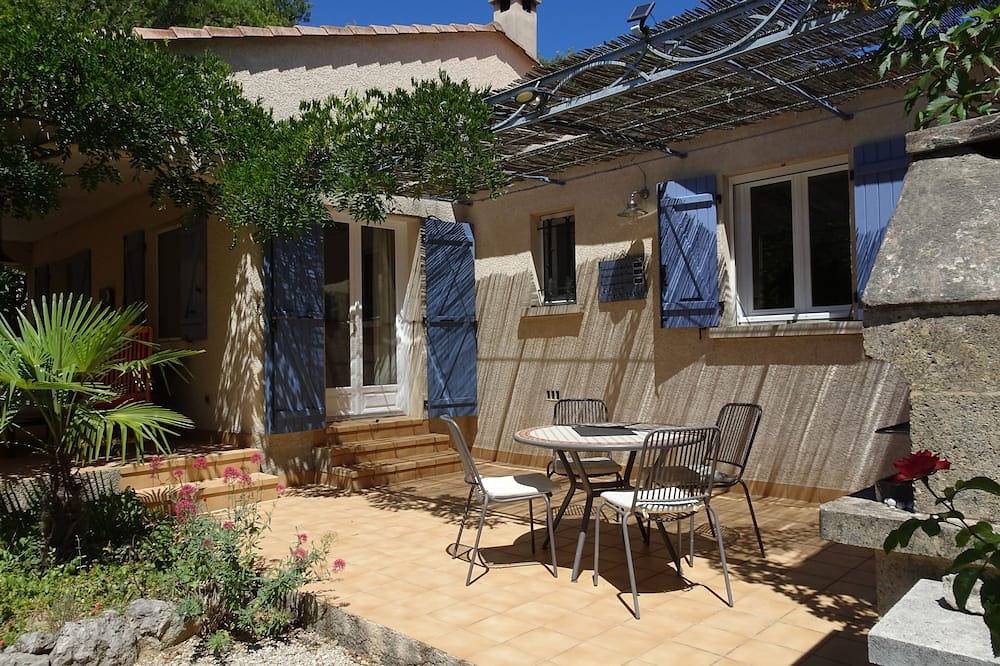 Maison à l'abri du Mistral (4) Ambiance méditerranéenne pour des vacances reposantes in Garrigues-Sainte-Eulalie, Région de Nîmes