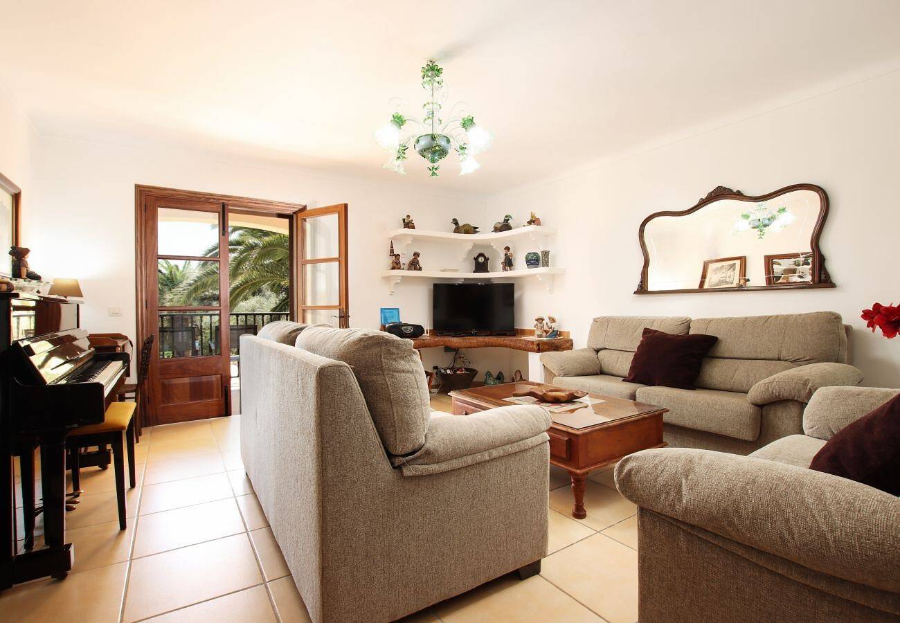 Villa "Plomera" con piscina privata e Wi-Fi in Pollença, Maiorca settentrionale