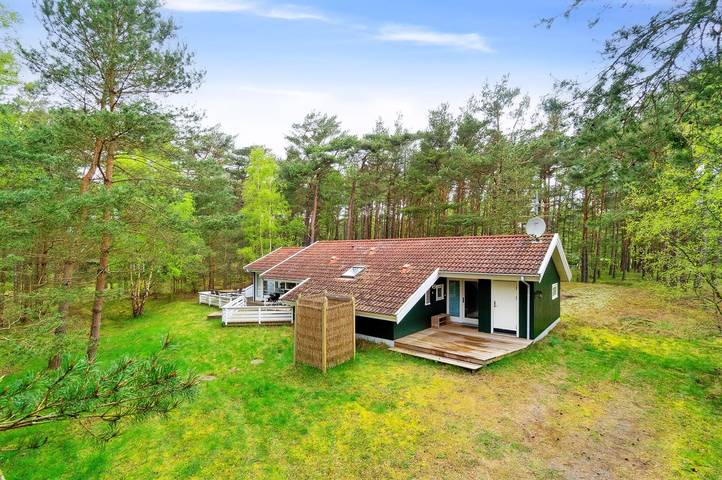 Ferienhaus für 8 Personen, mit Sauna und Whirlpool sowie Terrasse