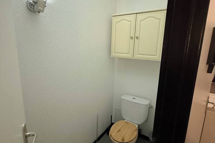 Appartement entier, Appartement agréable au calme avec balcon proche terminus et bordeaux in Villenave-d'Ornon, Région de Bordeaux