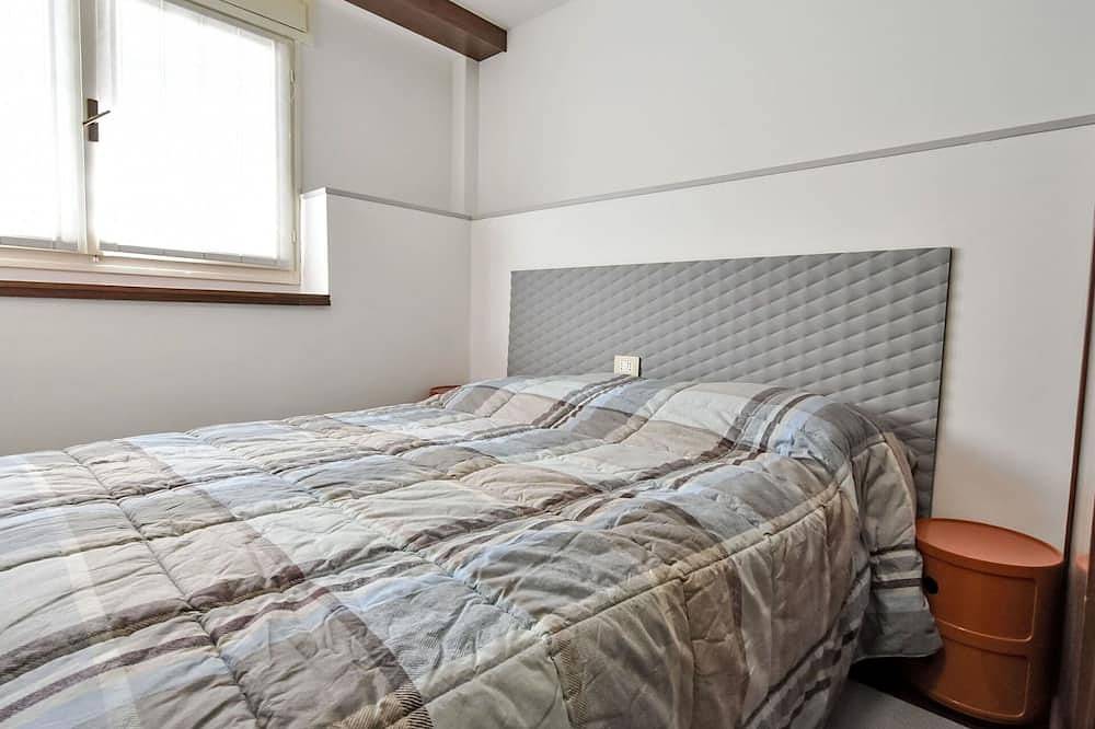 Appartamento intero, Accogliente appartamento per 4 ospiti con Wifi, Tv, animali ammessi e parcheggio in Madesimo (Borgo), Madesimo