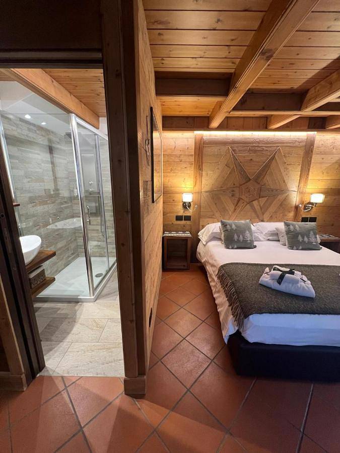Chambre d’hôte pour 5 personnes, avec vue et balcon à Courmayeur - 4
