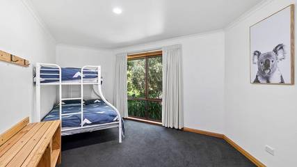 Holiday Home for 9 People in Lorne, Surf Coast Shire, Photo 1