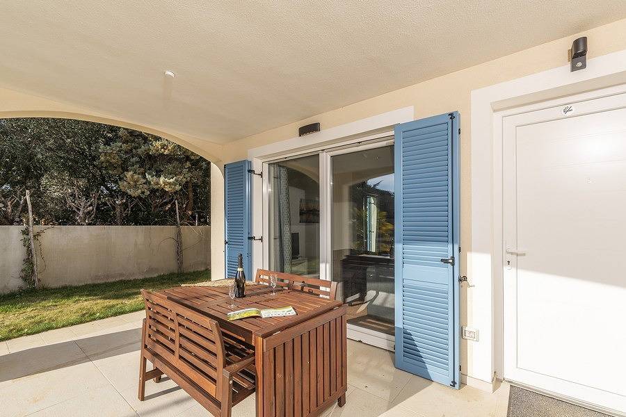 Schönes Apartment mit 2 Schlafzimmern und Gemeinschaftspool
 in Lovrecica, Umag und Umgebung